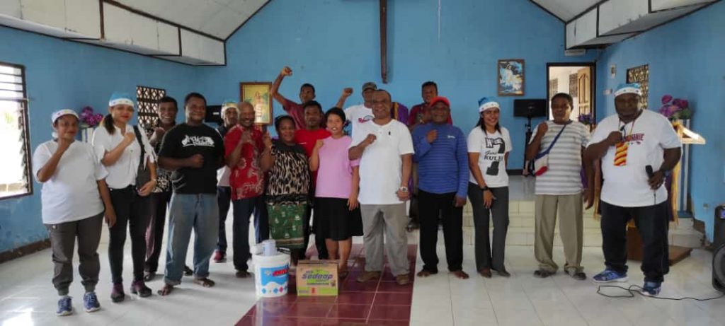Komunitas Balik Kampung, Lakukan  Sentuhan Kasih Lewat Aksi Sosial di Kampung Kensio