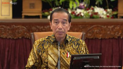 Jokowi Resmi Cabut Kebijakan PPKM