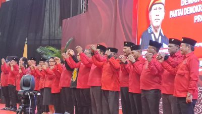 Pengurus DPD PDI Perjuangan Papua Resmi di Lantik, Komarudin : Sudah Saatnya PDI Perjuangan Ambil Alih Kekuasaan