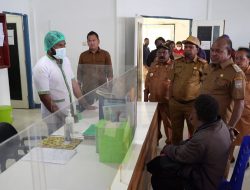 Pantau Pelayanan Kesehatan, Pj Bupati Inspeksi ke RSUD Tiom