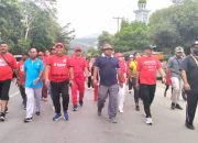 Meriahkan HUT RI Ke 78, JYB Gelar Jalan Santai Bersama Ratusan Warga Wahno dan Vim