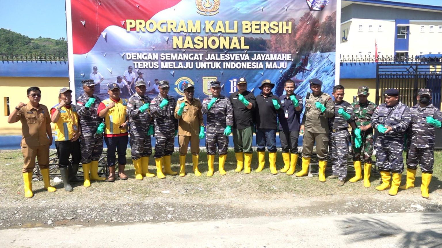 Sambut HUT ke – 78 TNI AL, Lantamal X Jayapura Gelar Program Kali ...