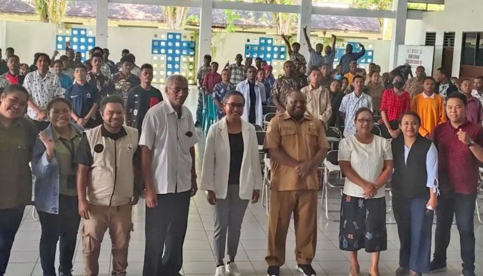 Berikan Materi Kuliah Umum di FST Universitas Ottow Geisler Papua, Gustav Beberkan sejumlah inovasi Pemkab Jayapura