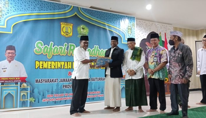 Pemkot Jayapura Buka Puasa Bersama Jamaah Masjid Raya Baiturrahim