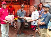 Pemkot Jayapura Serahkan Bantuan untuk Korban Kebakaran