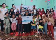 PLN Berikan Paket Bantuan Kepada Anak Yatim dan Pelajar di Jayapura Pada Peringatan Hari Anak Nasional