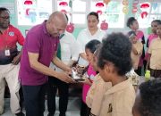 BTM Gelar Try Out Makan Sehat Bergizi Ala Kitorang di Dua Sekolah di Sentani