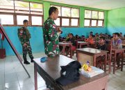 Semangat Pengabdian Satgas Yonif 512/QY dalam membantu keterbatasan Guru di Wilayah Perbatasan