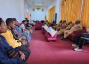 Pj. Bupati Lanny Jaya Alpius Yigibalom Akan Kirim 20 Putra Putri Daerah Kuliah di STKIP SURYA