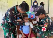 Sehatkan Generasi Muda, TNI Sukseskan Program Imunisasi bersama Puskesmas Yabanda