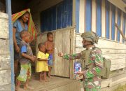Eratkan Silahturahmi, Satgas Yonif 512/QY Anjangsana ke Rumah-rumah Masyarakat di Perbatasan RI/PNG