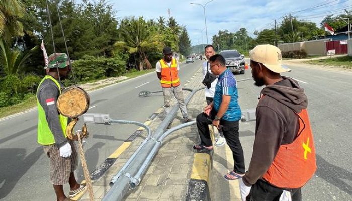 Pemkot Jayapura siapkan 400 lampu untuk penerangan Jalan Umum