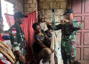 Peduli Kesehatan Balita, Satgas Yonif 512/QY Gelar Posyandu bersama Puskesmas Yaffi di Perbatasan