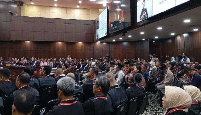 YB Didiskualifikasi, MK Perintahkan PSU di Pilkada Papua