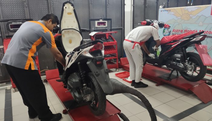 Pembekalan Juara Regional Festival Vokasi Satu Hati SMK Mitra Binaan Astra Motor Papua 2025