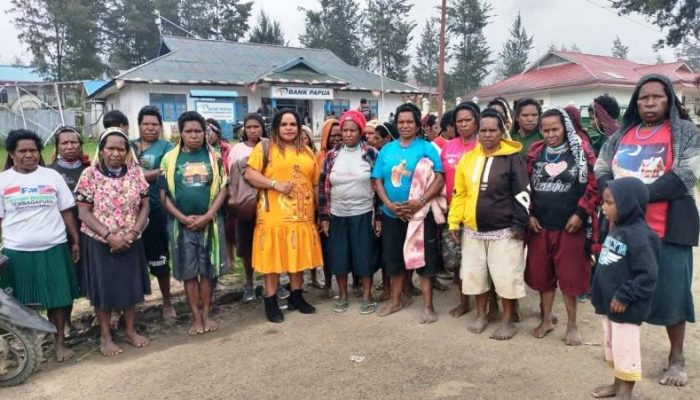 Anggota MRP Serap Asparasi, siap dukung pengusaha OAP di Kabupaten Puncak