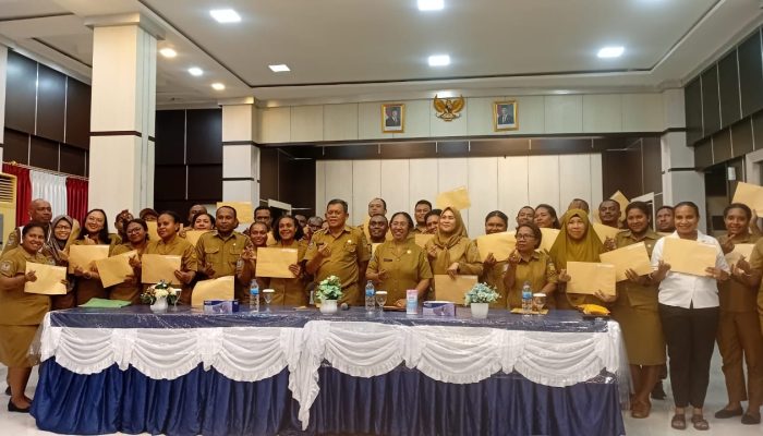 41 Tenaga Honorer K2 di Sekretariat (DPRP)Terima SK CPNS, diluar itu sedang diproses