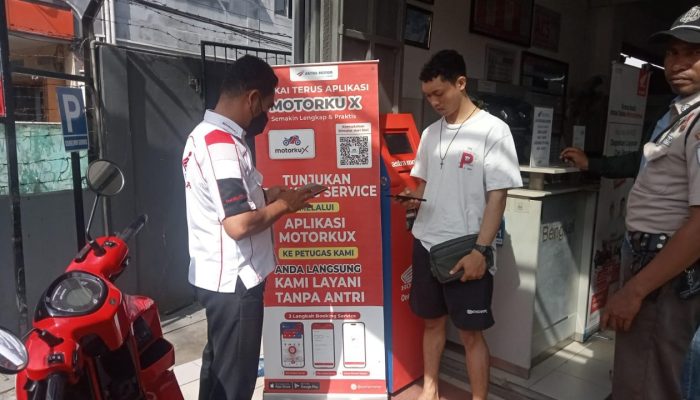 Servis Motor Pakai Aplikasi Motorku X, Konsumen Berpeluang Dapat Hadiah Apparel Honda   