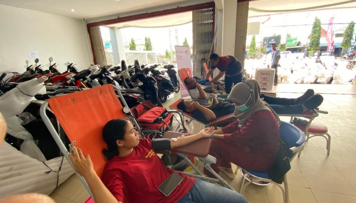 Astra Motor Merauke Raih Apresiasi dari PMI atas Konsistensi Donor Darah