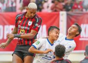 Duo Asing Genapkan Kemenangan Persipura atas Tamunya PSIS di 2-0 Stadion Lukmen