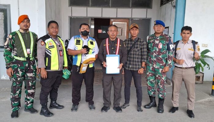 Barantin Gagalkan Pengiriman Burung Cenderawasih Kerah Besar di Bandara Sentani‎