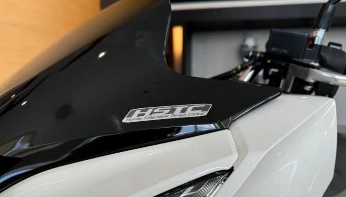 Tak hanya Stylish dan Irit, Honda Lengkapi Fitur Safety Untuk Jalanan Papua