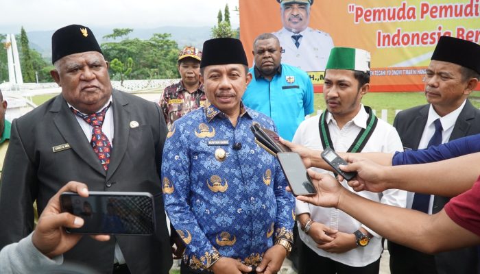 Warnai Hari Sumpah Pemuda ke-79 Tahun, Pemerintah bersama Sejumlah OKP Ziarah ke TMP Kesuma Trikora