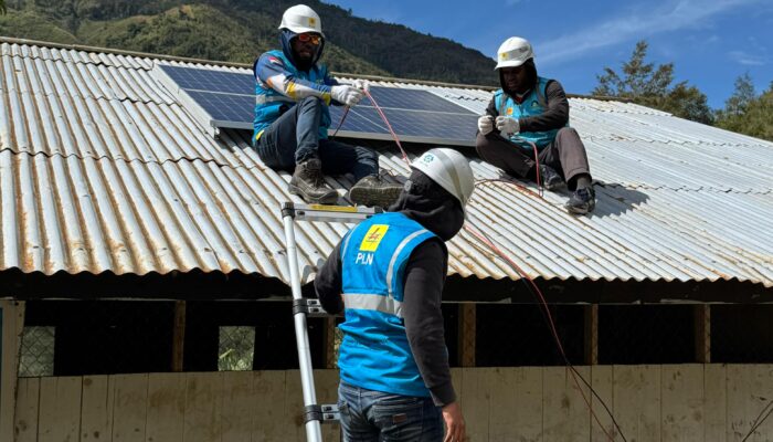 PLN : 413 Sekolah di Tanah Papua di Bantu Pembelajaran Digital