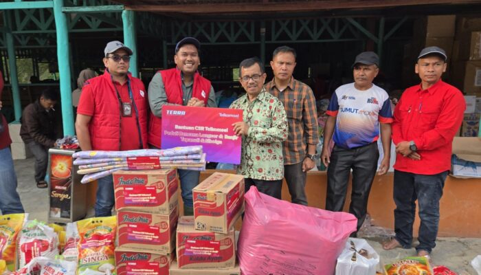 Telkomsel  Salurkan Bansos dan Lakukan Percepatan Pemulihan Jaringan di Aceh, Sumut dan Sumbar