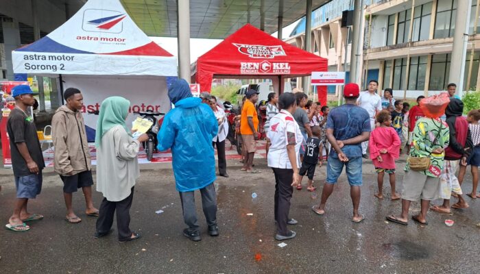 Warga Antusias! Honda Hibur Pasar Rufei Lewat Games dan Sembako Murah