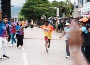 Dengan Tanpa Alas Kaki, Mia Hisage Jawarai BRC Electric Run PLN 2025