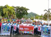 Wakil Bupati dan Ketua DPRK Kepulauan Yapen Lepas Jalan Sehat Peringati Hari AIDS Sedunia 2025