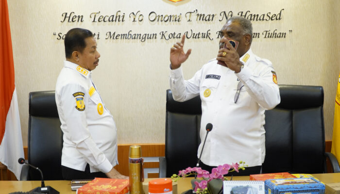 Antrean SPBU Disorot, Wali Kota Jayapura Tegaskan Penertiban BBM