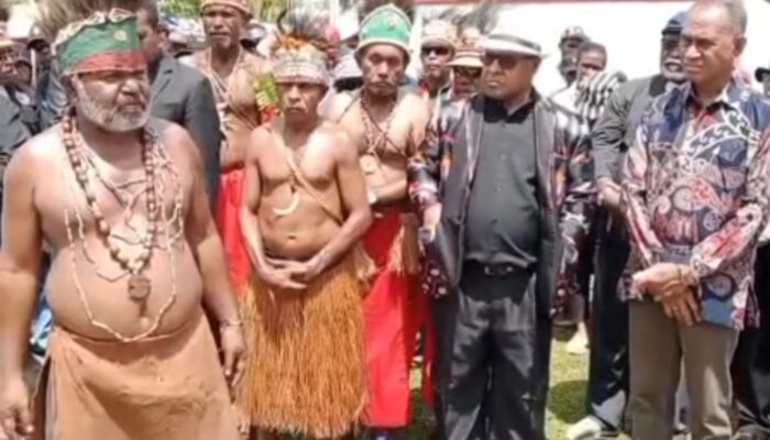 Masyarakat Adat dan Gereja di Byak Serukan Tolak Pembangunan Bandara Antariksa dan Markas Militer di Pulau Byak