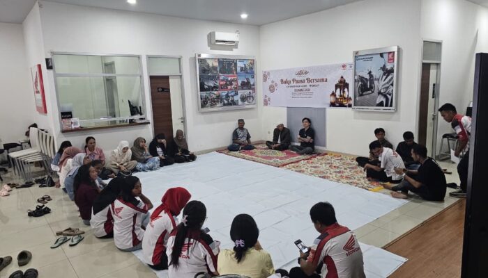 Pererat Silaturahmi di Bulan Suci, Honda Sinar Pagi Nabire Gelar Buka Bersama Pelanggan