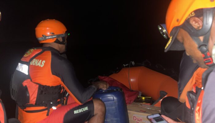 Malam Mencekam di Laut Timika: SAR Gabungan Dikerahkan Selamatkan 28 Orang Terdampar antara Manasari dan Puriri