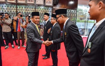 Direksi Pertamina Patra Niaga Raih Satyalancana Pembangunan dari Pemerintah
