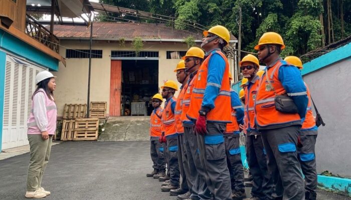 Menembus Badai, Menjaga Harapan: Srikandi PLN Terangi Ujung Timur Indonesia