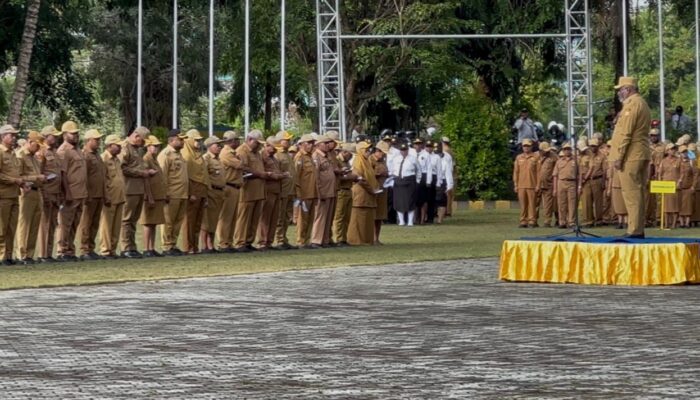 Pimpin Apel Gabungan, Wali Kota Abisai Rollo Tegaskan Disiplin dan Pelayanan Optimal