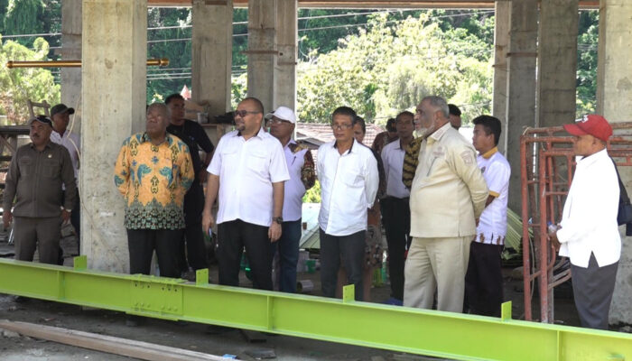 Wali Kota Jayapura Beri Bantuan Rp100 Juta untuk Pembangunan Gedung GKI Bethel Tanah Hitam
