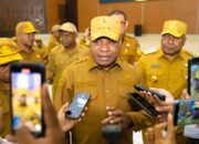 Pimpin Apel Perdana 2026, Gubernur Papua Tekankan Pelayanan Publik dan Penyerahan DPA Lebih Awal