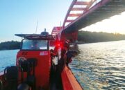 Tim SAR Gabungan Temukan Korban Terjatuh ke Perairan Jembatan Merah