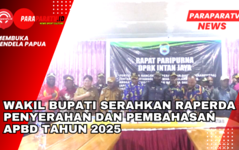 Wakil Bupati Serahkan Raperda Penyerahan dan Pembahasan APBD Tahun 2025