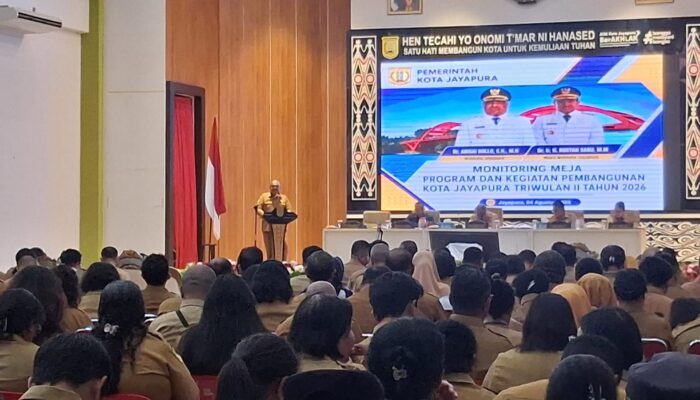 Monitoring Meja Triwulan II 2026, Wali Kota Jayapura Tekankan Percepatan Serapan Anggaran