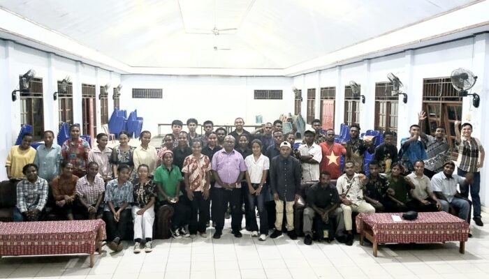 ANAK PAPUA HARUS NAIK KELAS