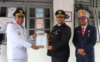 Bupati Yapen Benyamin Arisoy, Resmikan Klinik Pratama Lapas Kelas IIB Serui, Pada Momen HUT RI ke-81