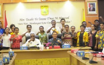 Investasi SDM, Pemkot Jayapura Berangkatkan 15 Mahasiswa Port Numbay Kuliah di Unhas Makassar