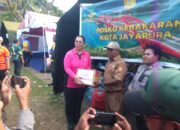 Polresta Jayapura Kota Salurkan Bantuan untuk Korban Kebakaran Dok V Bawah