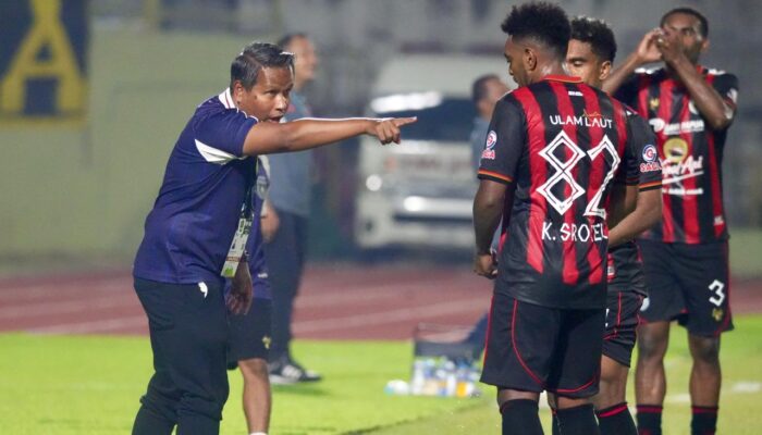 Kalah 3:2 di Laga Perdana, Gol Spektakuler Febrianto Uop