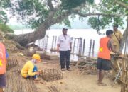 Tinjau Pembangunan Kampung Nelayan, Kepala Distrik Windesi Albertho Saidui : Sinergikan Program Kampung Munggui